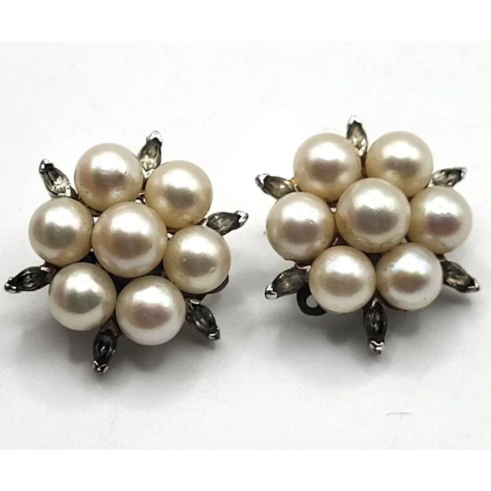 VINTAGE JOMAZ SIMULATED PEARL CLEAR RHINESTONE SILVER TONE EARRINGS